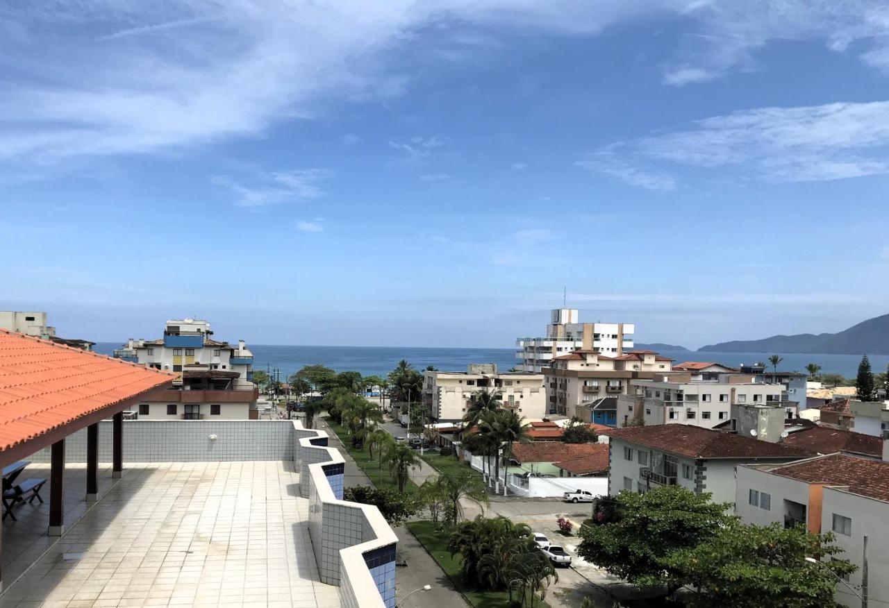 Na Grande De Ubatuba